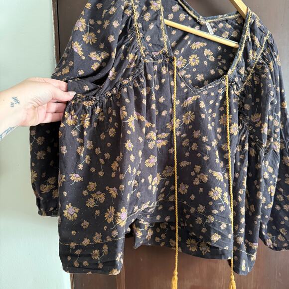 FREE PEOPLE | Never a Dull Moment Cotton Boho Floral Babydoll Peasant Top Medium - Picture 5 of 7